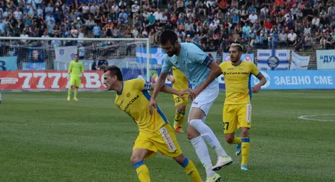 Минев и Руменов в игра в мача срещу &bdquo;Дунав&ldquo;