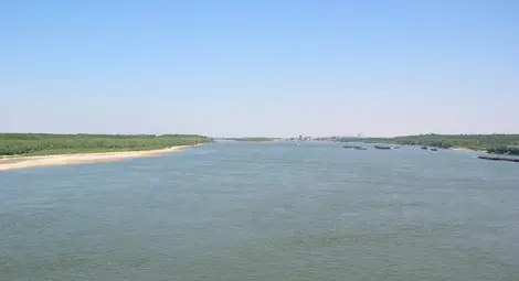 Иракчани с присъди за плаване към Европа