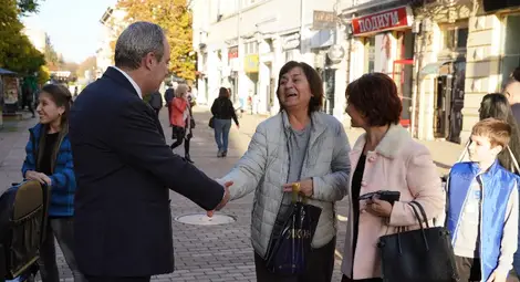 Проф. Анастас Герджиков се срещна с медици,  студенти и преподаватели от Русенския университет