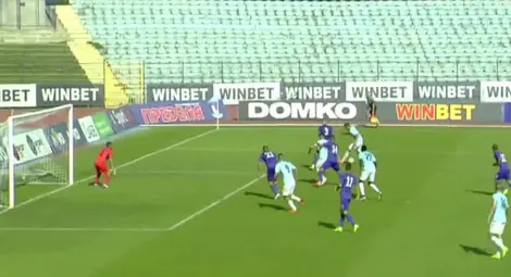 По една заплата освежи футболистите на &bdquo;Дунав&ldquo; преди мача с &bdquo;Етър&ldquo;