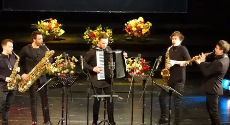 Аплаузи за светлата енергия на SIGNUM и Мартинас Левицкис