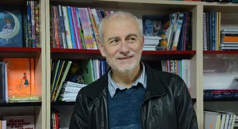 Двама писатели и преподаватели представят нови книги в Русе