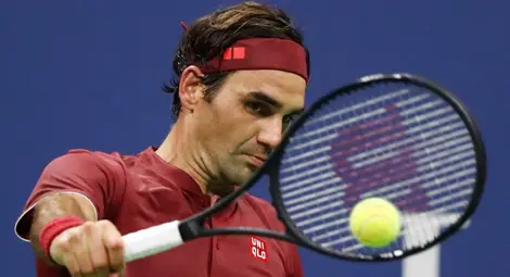 Федерер надви Нишикори в три сета