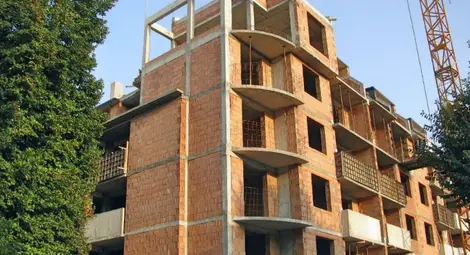 Двойно по-малко жилища  се строят в Русе