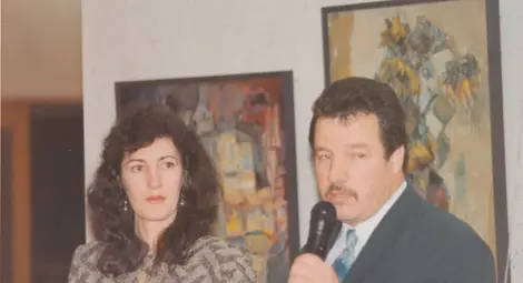 Ваяна Панкова рисува виолончели и тромпети като човешки души, които разговарят с музика