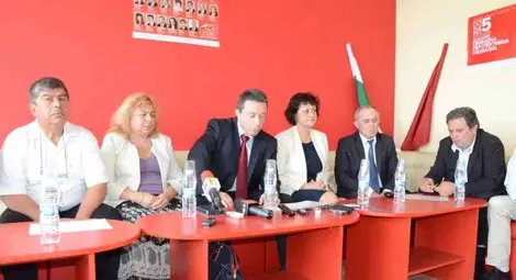 И русенските социалисти ще обсъждат  политическите гафове на БСП и Станишев