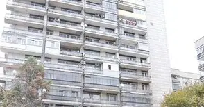 Вятър отвя жена от последния етаж на Блока на смъртта