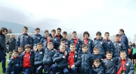 Голмайсторите на &bdquo;Аристон&ldquo; наградени от Тодор Янчев