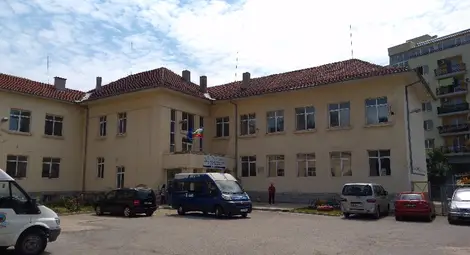 Слагат слънчеви колектори на  Комплекса за социални услуги