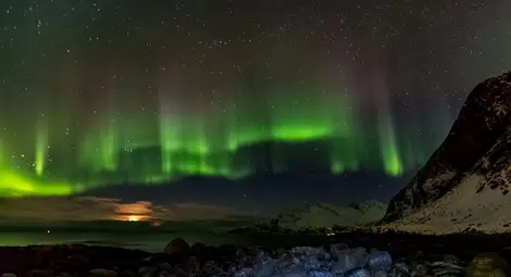 Български фотографи снимаха Северното сияние /галерия/