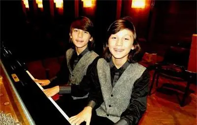 Бащата на близнаците: Обраха Хасан и Ибрахим