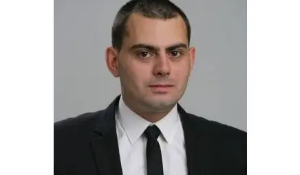 Бившият шеф на младежката структура на ГЕРБ в Русе е арестуван на протеста срещу ГЕРБ в София