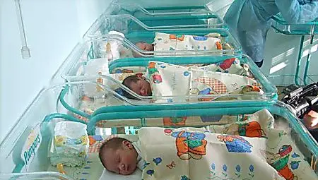 Двете болници започнаха с шест бебета новата година