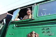 Баба Василка - единствената жена машинист на парен локомотив 