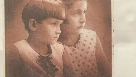 Лиляна и Милкана Просеничкови, Русе, 1932 г.