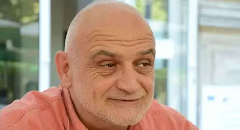 Радистът Дидо прави шеметен кинодебют с 15-минутен филм за &bdquo;живота на взвода&ldquo;