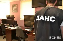 Двама с обвинения за клатене на банките