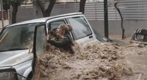 Двама изчезнаха в снежния и дъждовен ад! Двама изчезнаха в снежния и дъждовен ад!