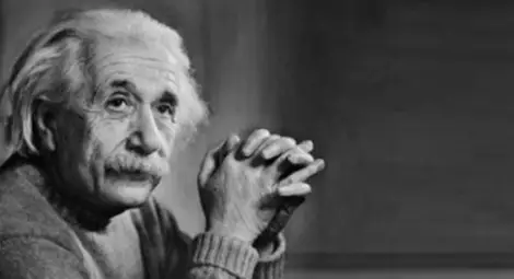 Откриха неизвестна теория на Айнщайн