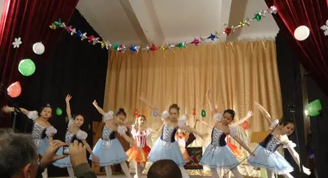 Балерините от школата &bdquo;Инфанти&ldquo; канят на предколеден концерт