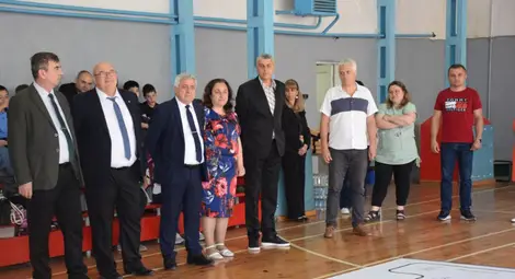 Близо 50 деца от община Русе премериха сили в третото общинско състезание по роботика за III и IV клас