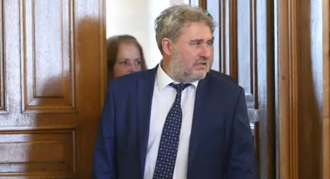 КПКОНПИ проверява как Боил Банов е придобил къщата си в Копривщица КПКОНПИ проверява как Боил Банов е придобил къщата си в Копривщица