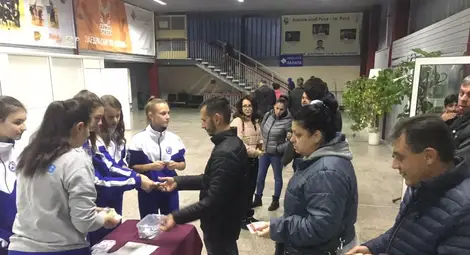 Андреев: Феновете на волейбола заслужават горещи адмирации Андреев: Феновете на волейбола заслужават горещи адмирации