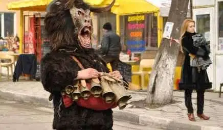 Фалшив ТВ екип краде чанове за 16 000 лева