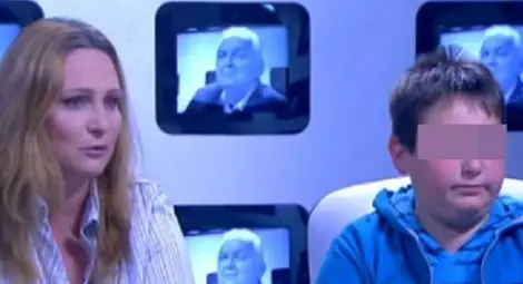 Все пак уволняват от работа чистачката с две висши!