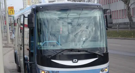 Първият електробус днес вози пътници по линия 13