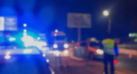 Задържаха полицай за блудство с арестувано 14-годишно момиче