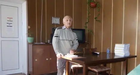 Писанският поет Величко Великов представи четвърта стихосбирка