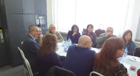 Лечебните заведения изработват  правила за обща работа