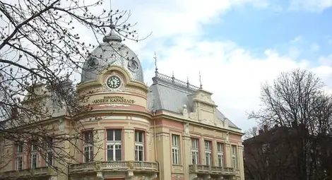 Русенската библиотека очаква помощ от читатели за голямото пренасяне на книги в събота