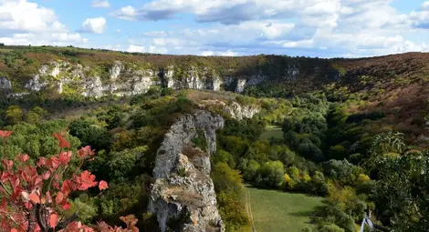 &bdquo;Зелена академия&ldquo; издава пътеводител за пешеходен и велотуризъм по долината на Ломовете
