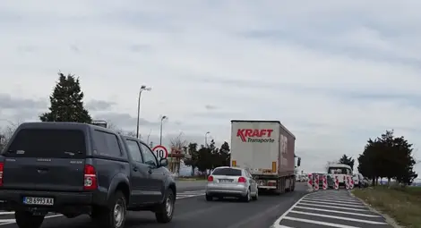 КЗЛД: Декларациите за преминаване през КПП не нарушават личните данни