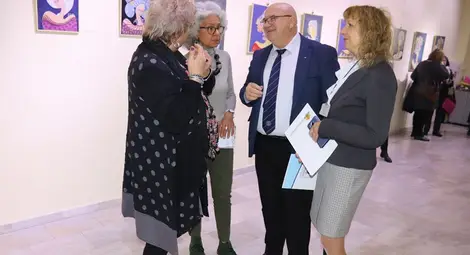 Изложба на гюргевска художничка Петра Шербанеску в русенския Екомузей разказва за тайните на женската душа /галерия/