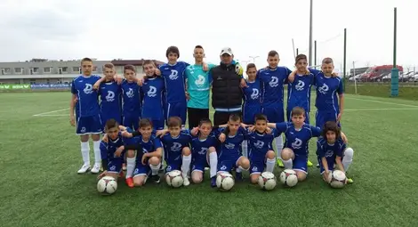 Младите футболисти на &bdquo;Дунав&ldquo; шести на турнир в Букурещ