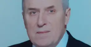 Парите следват ученика. И това налага смазващи компромиси