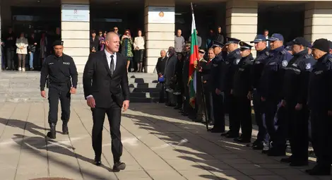 Полицията в Русе отбеляза празника си, 145 души от състава  на ведомството в крайдунавския град бяха наградени