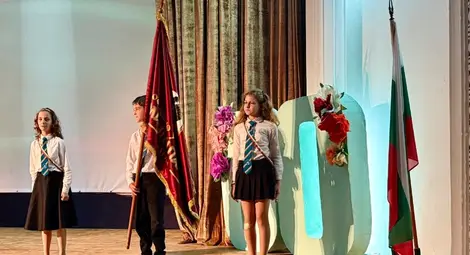 ОУ &bdquo;Олимпи Панов&ldquo; отпразнува  шест десетилетия знание и успех