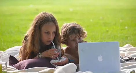 Не се хващайте на измамите във Фейсбук