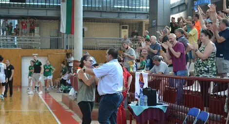 Треньрският тандем Миланова-Русев имаше повод за голяма радост. 			        Снимка: БК &bdquo;Дунав 2016&ldquo;