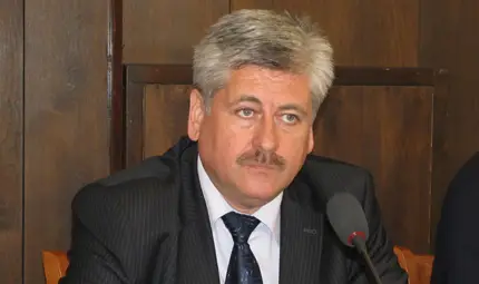 Бюрхан Абазов