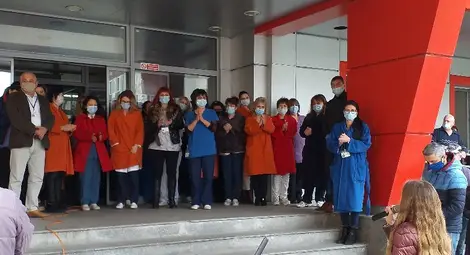 Медиците почетоха паметта на седемте загинали от К-19 колеги