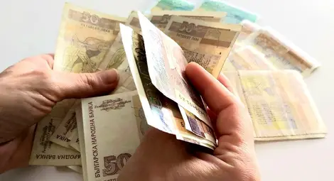 1601 лева е средната  брутна заплата в Русенско