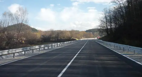 Пътят Русе - Велико Търново гледа към &bdquo;Свързана Европа&ldquo; и &bdquo;Плана Юнкер&ldquo;