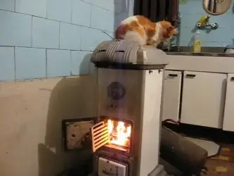 10 предписания и 2 акта съставени за  отопление с опасни отпадъци за месец