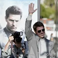 Том Круз се връща в изтребителя