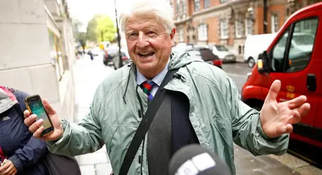 Бащата на Борис Джонсън даде оценка на сина си - кандидатства за френско гражданство